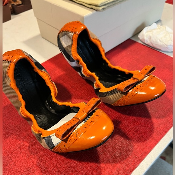 BURBERRY NWT AUTHENTIC GENUINE LEATHER HOUSE CHECK BALLET FLATS - Picture 3 of 17